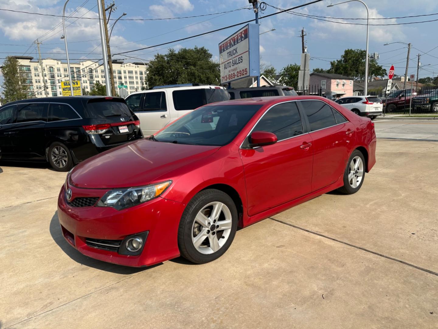 2014 Red /Black Toyota Camry SE (4T1BF1FK7EU) with an 2.5L L4 DOHC 16V engine, Automatic transmission, located at 1501 West 15th St., Houston, 77008, (713) 869-2925, 29.797941, -95.411789 - Photo#0