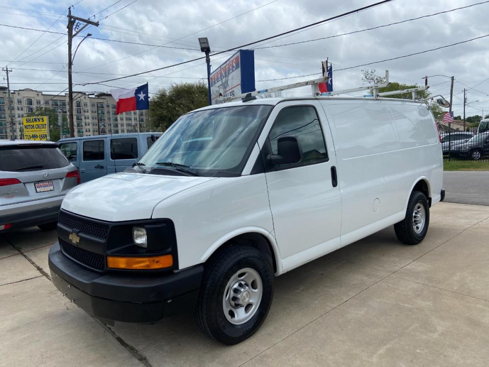 2016 /Grey Chevrolet Express 2500 Cargo (1GCWGAFF2G1) with an 4.8L V8 FFV engine, 6-Speed Automatic transmission, located at 1501 West 15th St., Houston, 77008, (713) 869-2925, 29.797941, -95.411789 - Photo #3