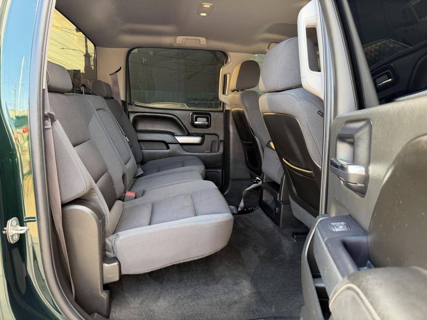 2014 Green /Black Chevrolet Silverado 1500 1LT Crew Cab 2WD (3GCPCREH2EG) with an 4.3L V6 OHV 12V engine, 6-Speed Automatic transmission, located at 1501 West 15th St., Houston, 77008, (713) 869-2925, 29.797941, -95.411789 - Photo#6