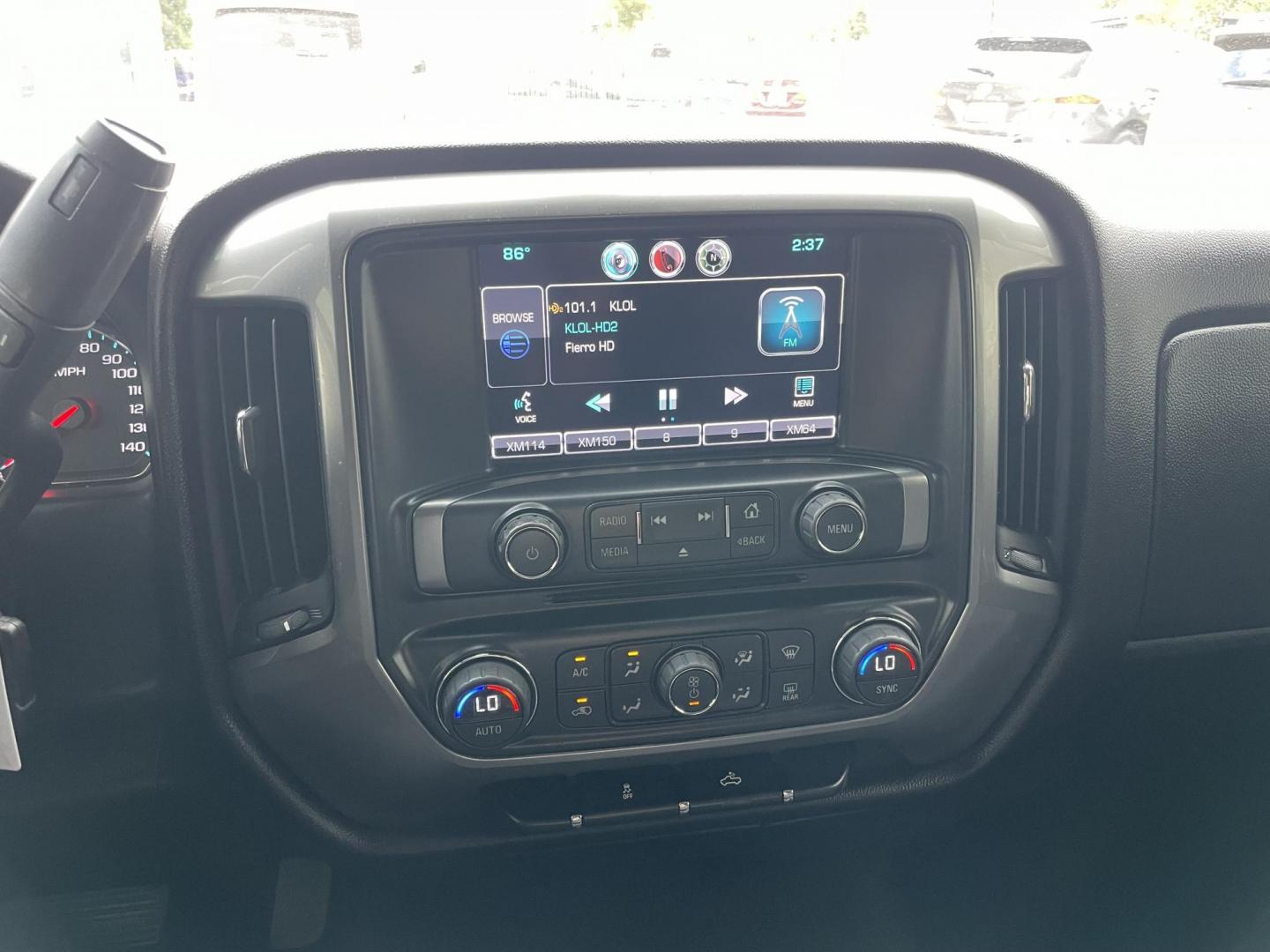 2014 Green /Black Chevrolet Silverado 1500 1LT Crew Cab 2WD (3GCPCREH2EG) with an 4.3L V6 OHV 12V engine, 6-Speed Automatic transmission, located at 1501 West 15th St., Houston, 77008, (713) 869-2925, 29.797941, -95.411789 - Photo#16