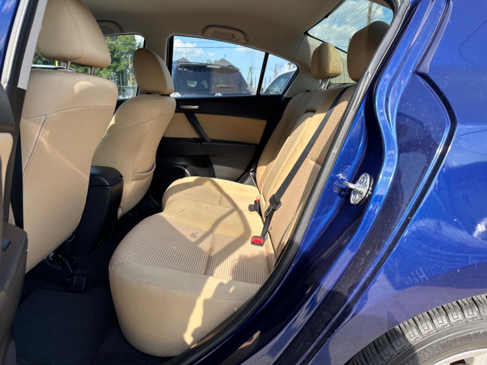 2012 Blue /Beige Mazda MAZDA3 i Touring 4-Door (JM1BL1VF1C1) with an 2.0L L4 DOHC 16V engine, Auto transmission, located at 1501 West 15th St., Houston, 77008, (713) 869-2925, 29.797941, -95.411789 - Photo #6