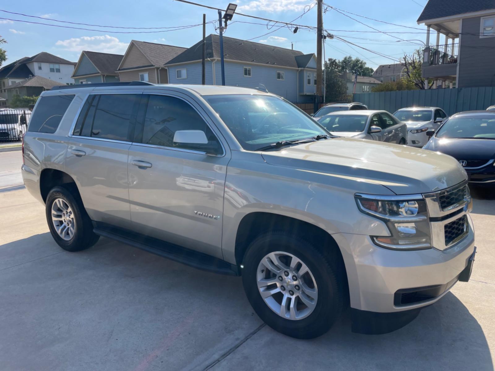 2016 Beige /Beige Chevrolet Tahoe LS 2WD (1GNSCAKCXGR) with an 5.3L V8 OHV 16V engine, 6A transmission, located at 1501 West 15th St., Houston, 77008, (713) 869-2925, 29.797941, -95.411789 - Photo #1