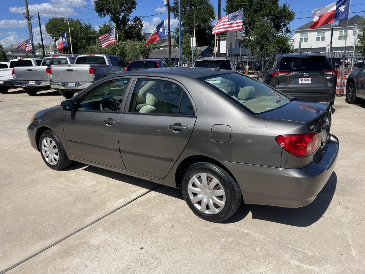 2008 Gray /Silver Toyota Corolla CE (1NXBR32E58Z) with an 1.8L L4 DOHC 16V engine, Automatic transmission, located at 1501 West 15th St., Houston, 77008, (713) 869-2925, 29.797941, -95.411789 - Photo#3