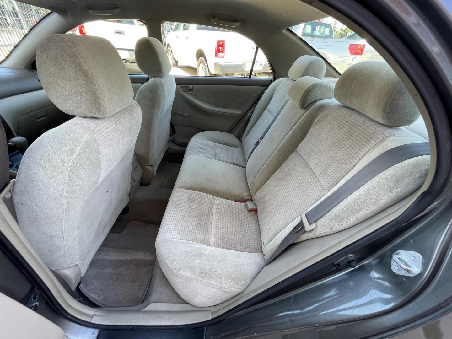 2008 Gray /Silver Toyota Corolla CE (1NXBR32E58Z) with an 1.8L L4 DOHC 16V engine, Automatic transmission, located at 1501 West 15th St., Houston, 77008, (713) 869-2925, 29.797941, -95.411789 - Photo#5