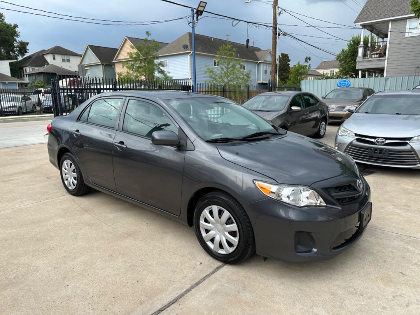 2012 Gray /Silver Toyota Corolla L (2T1BU4EE5CC) with an 1.8L engine, Automatic transmission, located at 1501 West 15th St., Houston, 77008, (713) 869-2925, 29.797941, -95.411789 - Photo#1