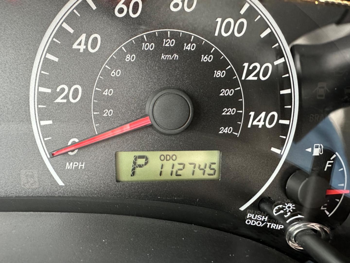 2012 Gray /Silver Toyota Corolla L (2T1BU4EE5CC) with an 1.8L engine, Automatic transmission, located at 1501 West 15th St., Houston, 77008, (713) 869-2925, 29.797941, -95.411789 - Photo#7