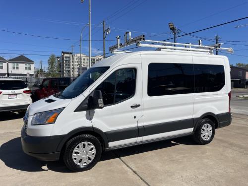 2018 Ford Transit 150 Wagon Med. Roof XLT w/Sliding Pass. 130-in. WB