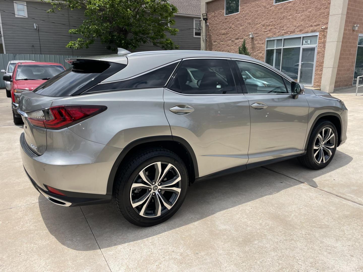 2020 Beige /White Lexus RX 350 FWD (2T2HZMAA2LC) with an 3.5L V6 DOHC 24V engine, 6A transmission, located at 1501 West 15th St., Houston, 77008, (713) 869-2925, 29.797941, -95.411789 - Photo#2