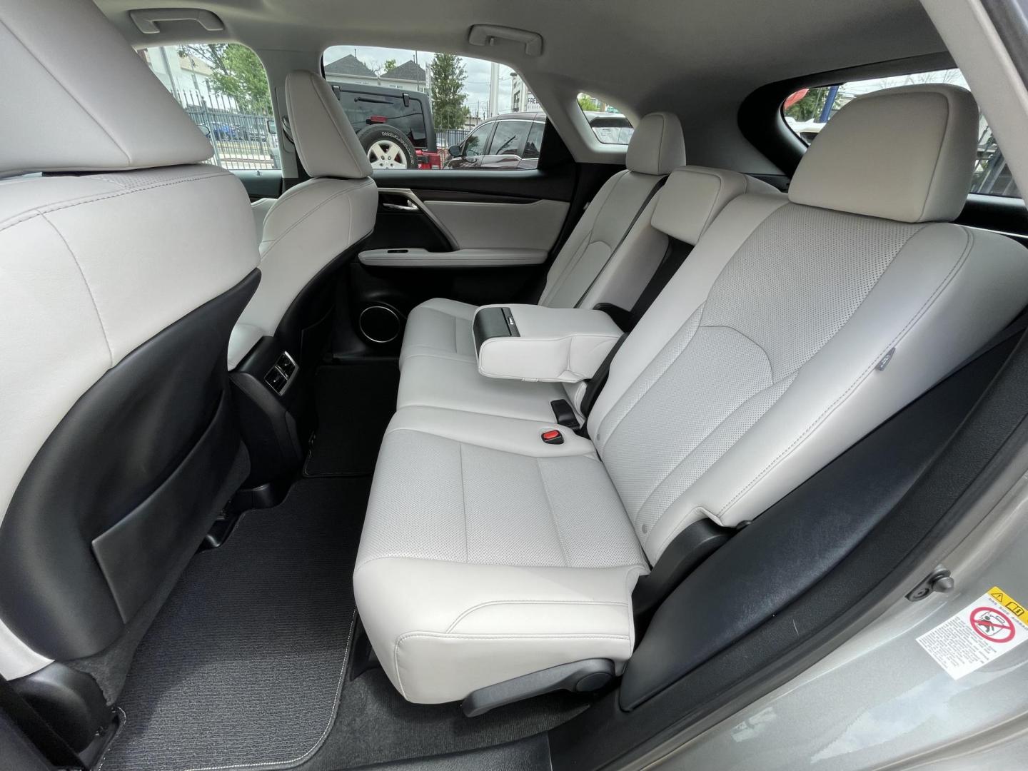 2020 Beige /White Lexus RX 350 FWD (2T2HZMAA2LC) with an 3.5L V6 DOHC 24V engine, 6A transmission, located at 1501 West 15th St., Houston, 77008, (713) 869-2925, 29.797941, -95.411789 - Photo#5