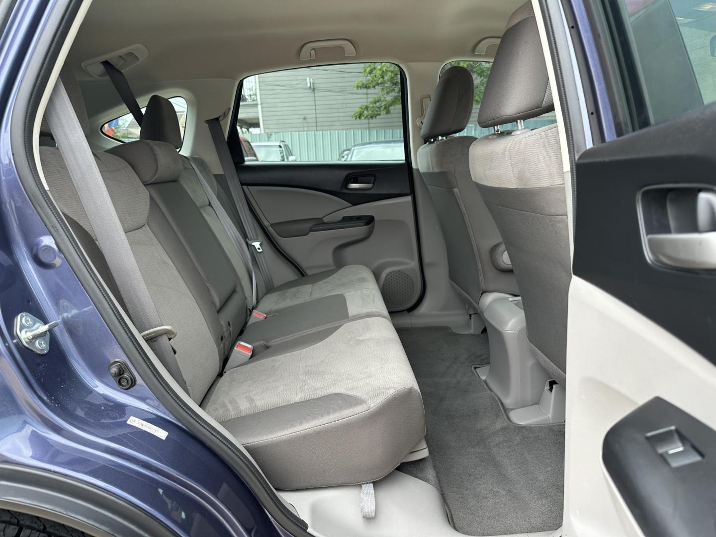 2014 Blue /Silver Honda CR-V LX 2WD 5-Speed AT (3CZRM3H33EG) with an 2.4L L4 DOHC 16V engine, 5-Speed Automatic transmission, located at 1501 West 15th St., Houston, 77008, (713) 869-2925, 29.797941, -95.411789 - Photo#6