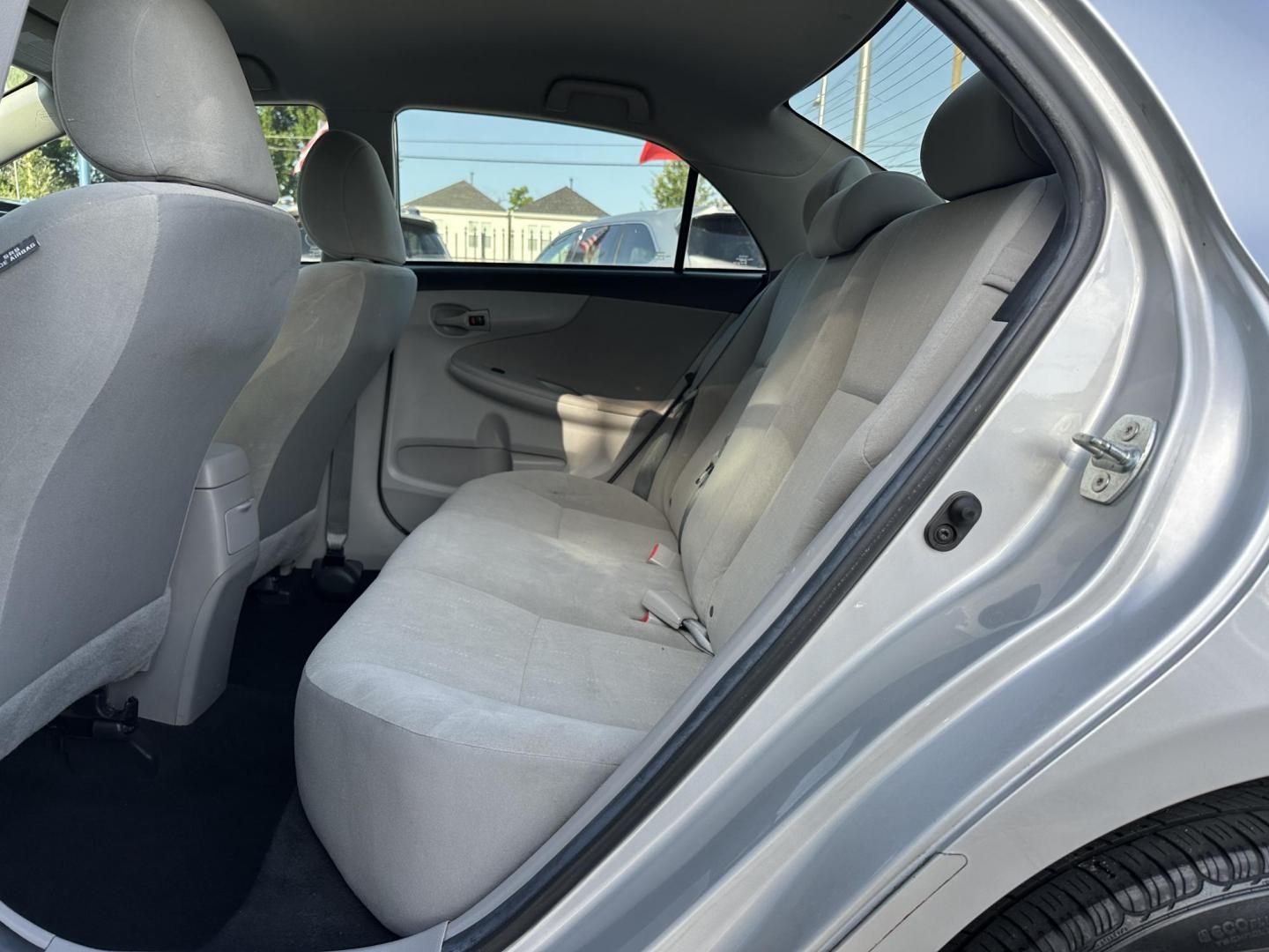 2013 Silver /Silver Toyota Corolla LE 4-Speed AT (5YFBU4EE4DP) with an 1.8L L4 DOHC 16V engine, 4-Speed Automatic transmission, located at 1501 West 15th St., Houston, 77008, (713) 869-2925, 29.797941, -95.411789 - Photo#6