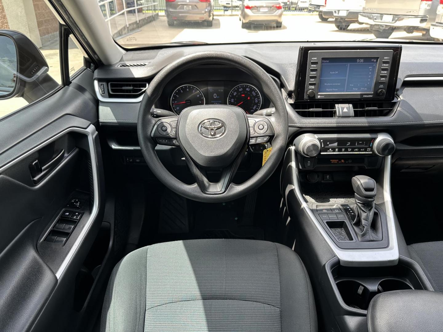 2021 Gray /Black Toyota RAV4 LE (2T3H1RFVXMC) with an 2.5L L4 DOHC 16V engine, 8A transmission, located at 1501 West 15th St., Houston, 77008, (713) 869-2925, 29.797941, -95.411789 - Photo#8