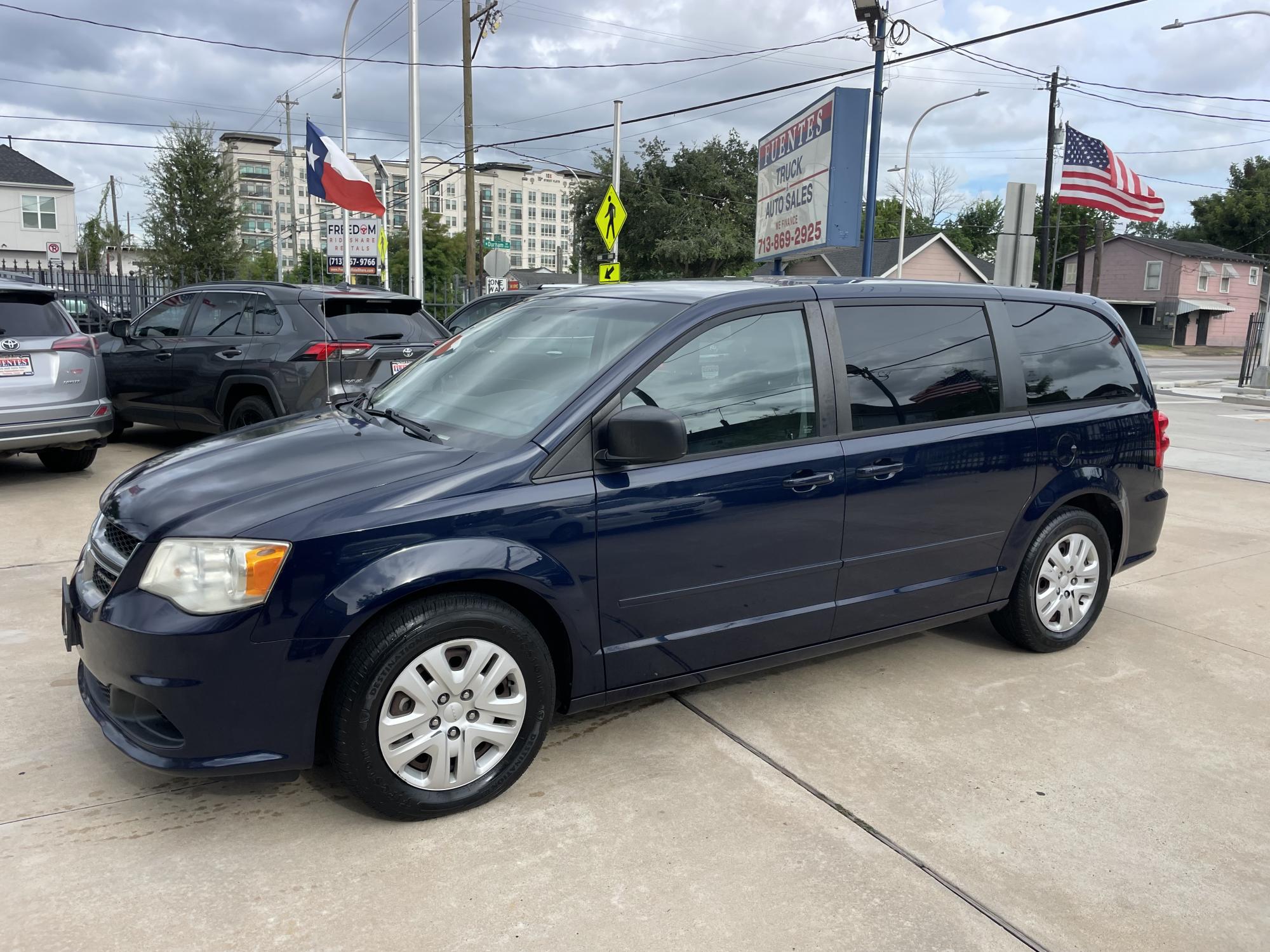 photo of 2014 Dodge Grand Caravan SE