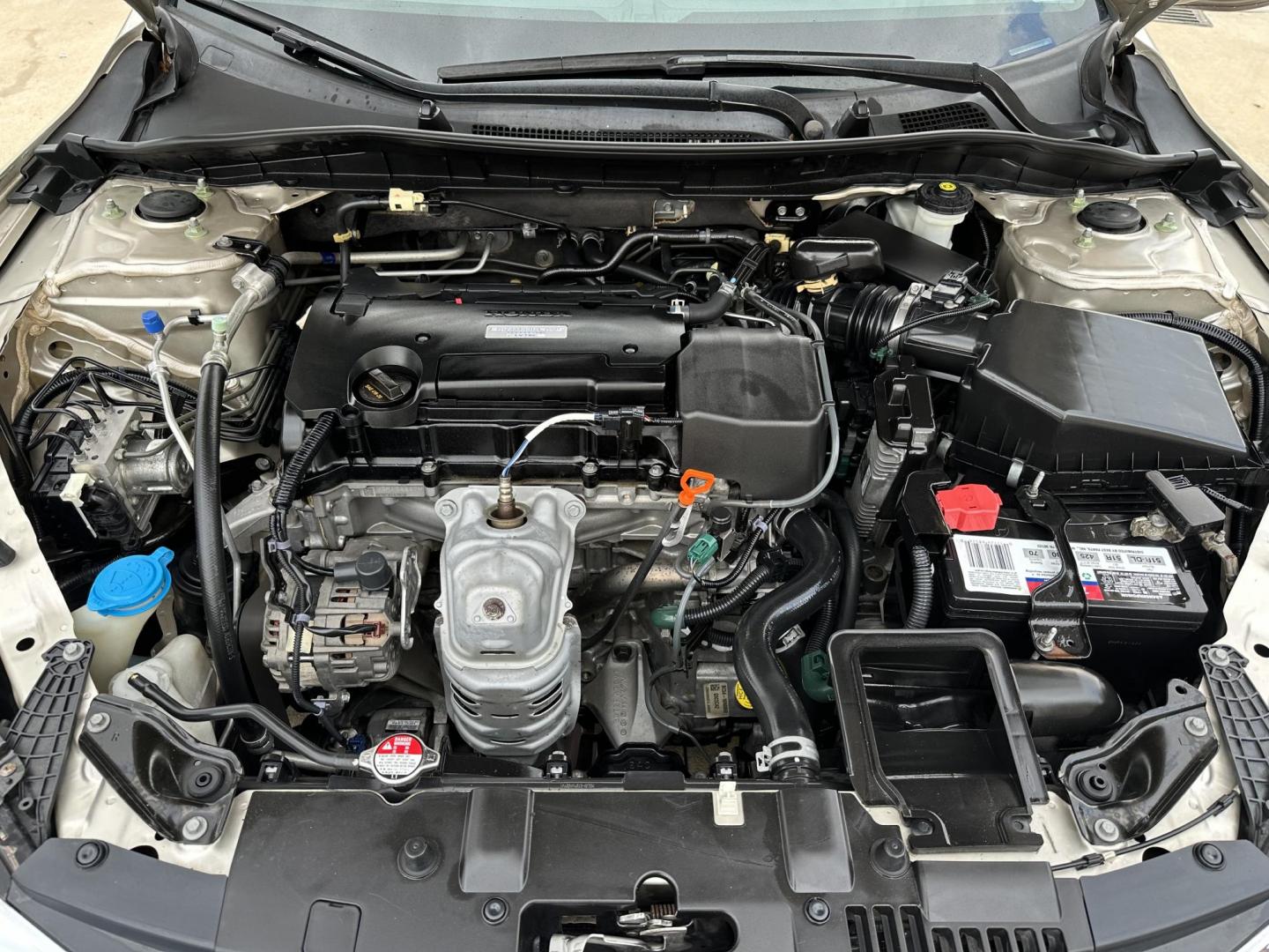2016 Beige /Beige Honda Accord LX Sedan CVT (1HGCR2F30GA) with an 2.4L L4 DOHC 16V engine, CVT transmission, located at 1501 West 15th St., Houston, 77008, (713) 869-2925, 29.797941, -95.411789 - Photo#10