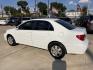 2006 White /Beige Toyota Corolla CE (1NXBR30E66Z) with an 1.8L L4 DOHC 16V engine, Automatic transmission, located at 1501 West 15th St., Houston, 77008, (713) 869-2925, 29.797941, -95.411789 - Photo#1