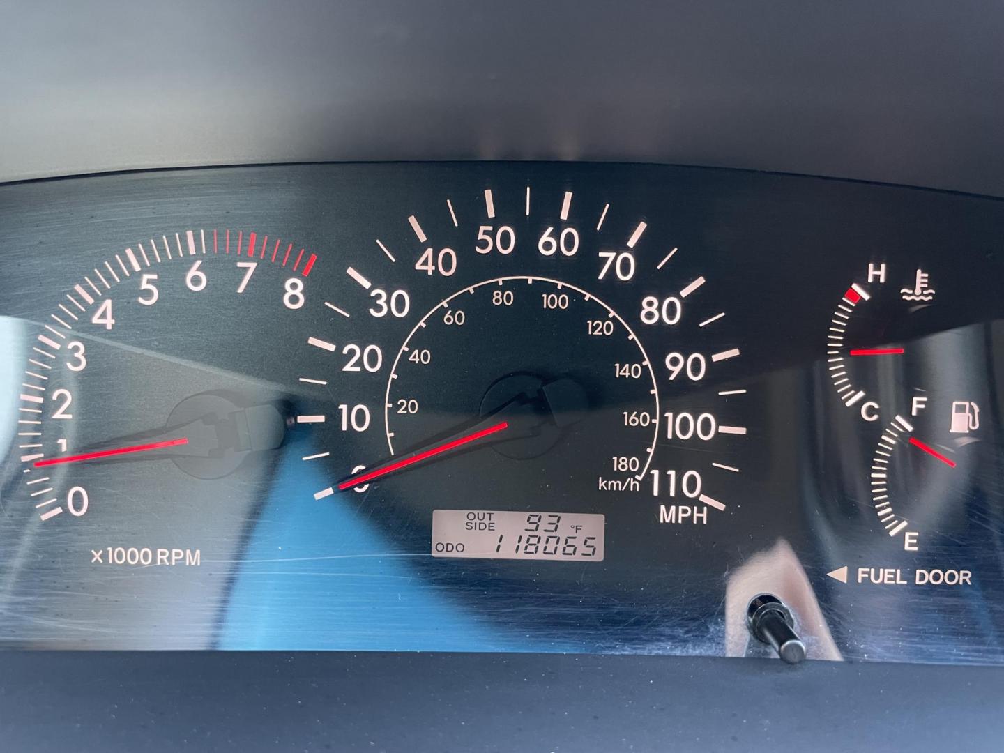 2006 White /Beige Toyota Corolla CE (1NXBR30E66Z) with an 1.8L L4 DOHC 16V engine, Automatic transmission, located at 1501 West 15th St., Houston, 77008, (713) 869-2925, 29.797941, -95.411789 - Photo#12