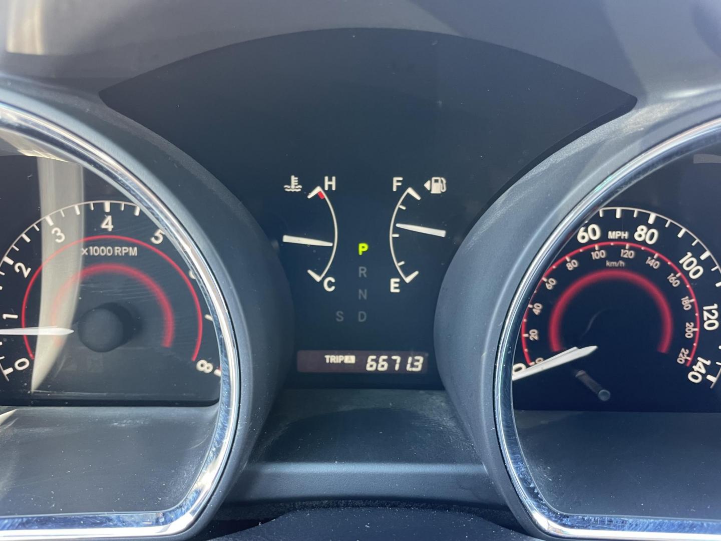 2011 Blue /Beige Toyota Highlander Base 2WD V6 (5TDZK3EH1BS) with an 3.5L V6 DOHC 24V engine, 5-Speed Automatic transmission, located at 1501 West 15th St., Houston, 77008, (713) 869-2925, 29.797941, -95.411789 - Photo#14