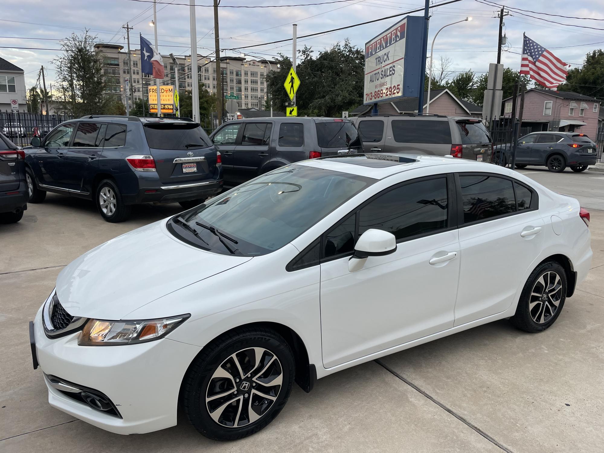 photo of 2013 Honda Civic EX-L Sedan 5-Speed AT