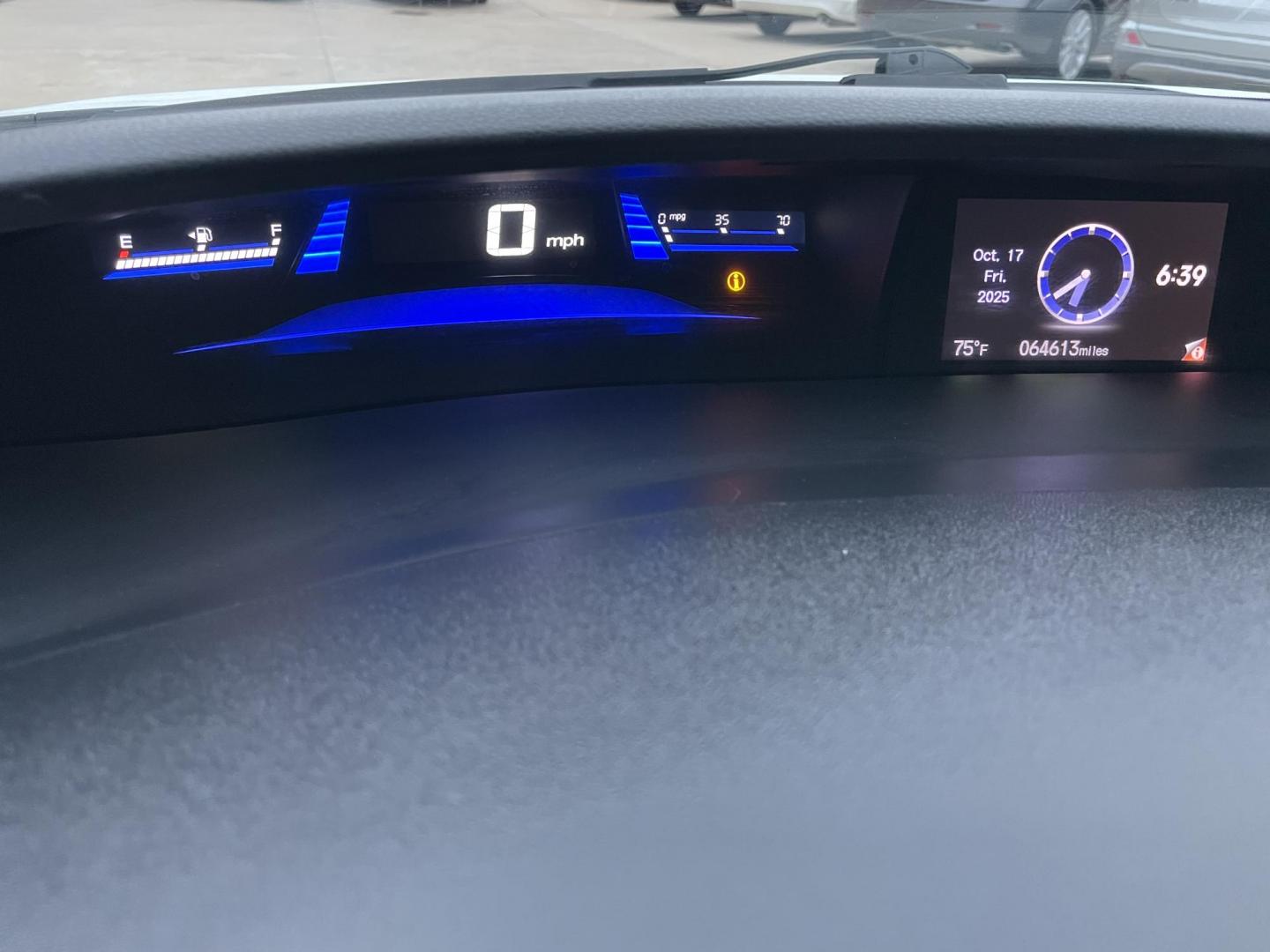 2013 White /Silver Honda Civic EX-L Sedan 5-Speed AT (19XFB2F99DE) with an 1.8L L4 SOHC 16V engine, 5-Speed Automatic transmission, located at 1501 West 15th St., Houston, 77008, (713) 869-2925, 29.797941, -95.411789 - Photo#15