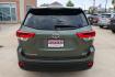2017 Green /Silver Toyota Highlander SE FWD V6 (5TDKZRFH2HS) with an 3.5L V6 DOHC 24V engine, 6A transmission, located at 1501 West 15th St., Houston, 77008, (713) 869-2925, 29.797941, -95.411789 - Photo#5