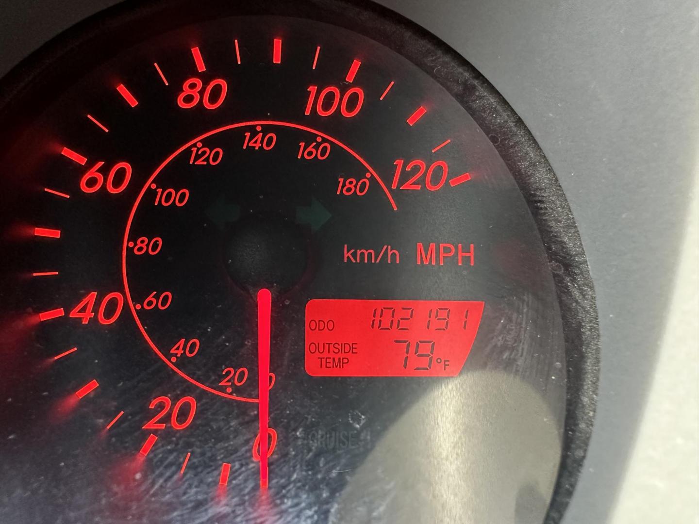 2003 White /Grey Toyota Matrix 2WD (2T1KR32E13C) with an 1.8L L4 DOHC 16V engine, Automatic transmission, located at 1501 West 15th St., Houston, 77008, (713) 869-2925, 29.797941, -95.411789 - Photo#9