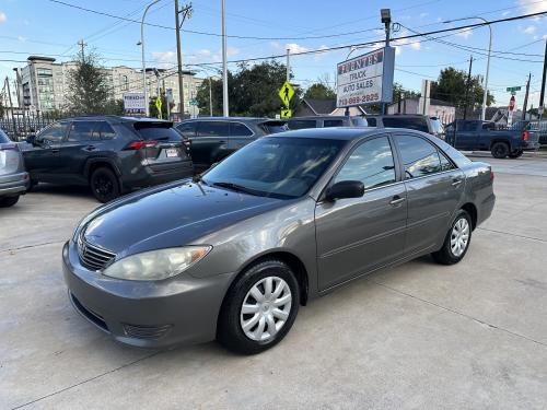 2005 Toyota Camry LE
