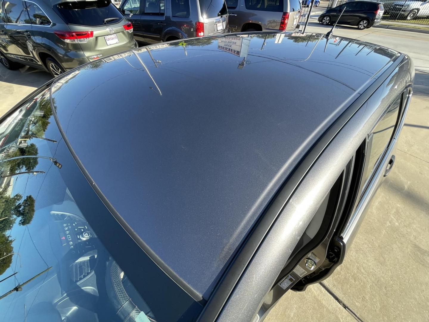 2014 Gray /Silver Honda CR-V LX 4WD 5-Speed AT (2HKRM4H38EH) with an 2.4L L4 DOHC 16V engine, 5-Speed Automatic transmission, located at 1501 West 15th St., Houston, 77008, (713) 869-2925, 29.797941, -95.411789 - Photo#6