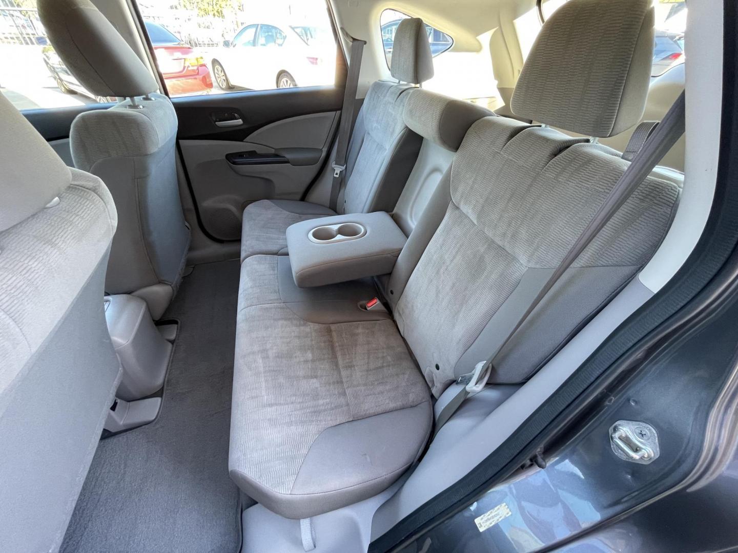 2014 Gray /Silver Honda CR-V LX 4WD 5-Speed AT (2HKRM4H38EH) with an 2.4L L4 DOHC 16V engine, 5-Speed Automatic transmission, located at 1501 West 15th St., Houston, 77008, (713) 869-2925, 29.797941, -95.411789 - Photo#10