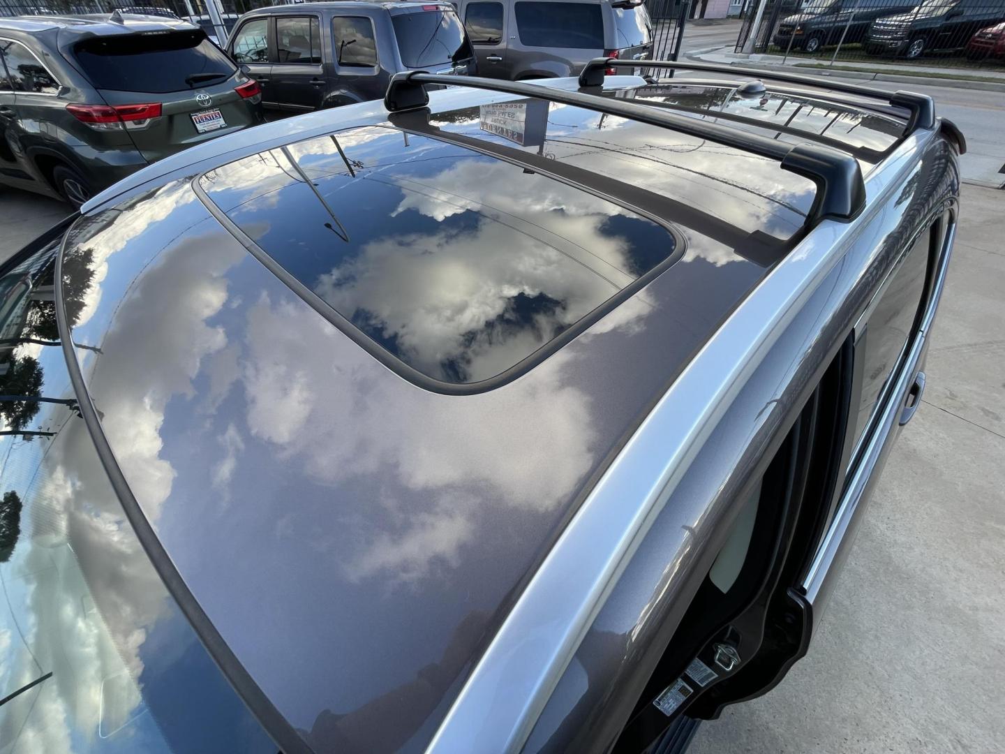 2015 Brown /Black Honda CR-V EX-L 4WD (2HKRM4H72FH) with an 2.4L L4 DOHC 16V engine, Continuously Variable Transmission transmission, located at 1501 West 15th St., Houston, 77008, (713) 869-2925, 29.797941, -95.411789 - Photo#6