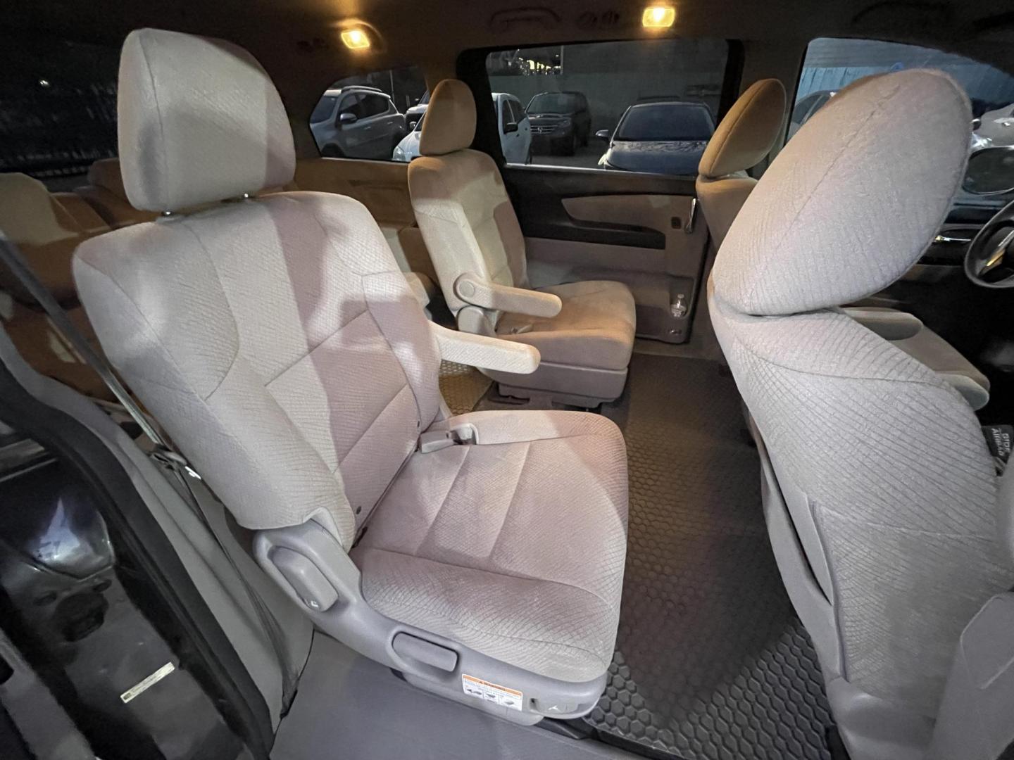 2016 Gray /Silver Honda Odyssey LX (5FNRL5H23GB) with an 3.5L V6 SOHC 24V engine, 6A transmission, located at 1501 West 15th St., Houston, 77008, (713) 869-2925, 29.797941, -95.411789 - Photo#10