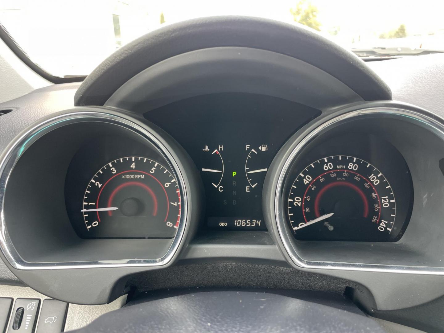 2011 Silver /Silver Toyota Highlander Base 2WD V6 (5TDZK3EH4BS) with an 3.5L V6 DOHC 24V engine, 5-Speed Automatic transmission, located at 1501 West 15th St., Houston, 77008, (713) 869-2925, 29.797941, -95.411789 - Photo#19