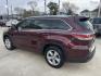 2015 Burgundy /Black Toyota Highlander Limited FWD V6 (5TDYKRFH9FS) with an 3.5L V6 DOHC 24V engine, 6-Speed Automatic transmission, located at 1501 West 15th St., Houston, 77008, (713) 869-2925, 29.797941, -95.411789 - Photo#3