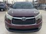 2015 Burgundy /Black Toyota Highlander Limited FWD V6 (5TDYKRFH9FS) with an 3.5L V6 DOHC 24V engine, 6-Speed Automatic transmission, located at 1501 West 15th St., Houston, 77008, (713) 869-2925, 29.797941, -95.411789 - Photo#4