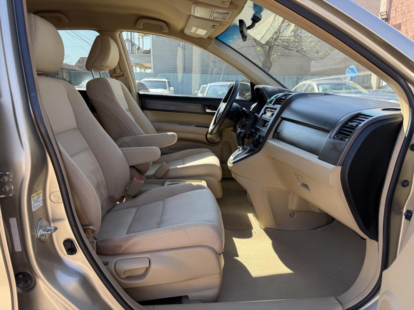 2008 Beige /Beige Honda CR-V LX 2WD AT (5J6RE38348L) with an 2.4L L4 DOHC 16V engine, 5-Speed Automatic Overdrive transmission, located at 1501 West 15th St., Houston, 77008, (713) 869-2925, 29.797941, -95.411789 - Photo#5