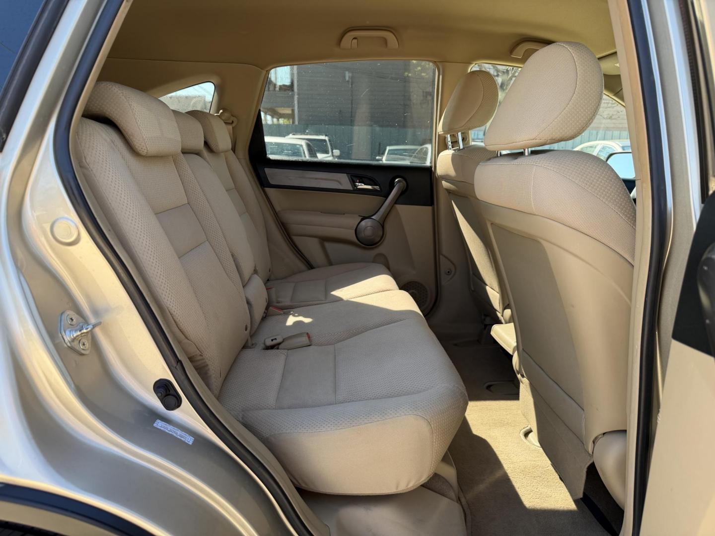 2008 Beige /Beige Honda CR-V LX 2WD AT (5J6RE38348L) with an 2.4L L4 DOHC 16V engine, 5-Speed Automatic Overdrive transmission, located at 1501 West 15th St., Houston, 77008, (713) 869-2925, 29.797941, -95.411789 - Photo#6