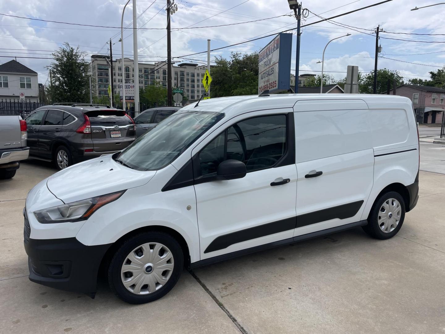 2021 White /Gray Ford Transit Connect Cargo Van XL LWB w/Rear 180 Degree Door (NM0LS7E20M1) with an 2.0L L4 DOHC 16V engine, 6A transmission, located at 1501 West 15th St., Houston, 77008, (713) 869-2925, 29.797941, -95.411789 - Photo#1