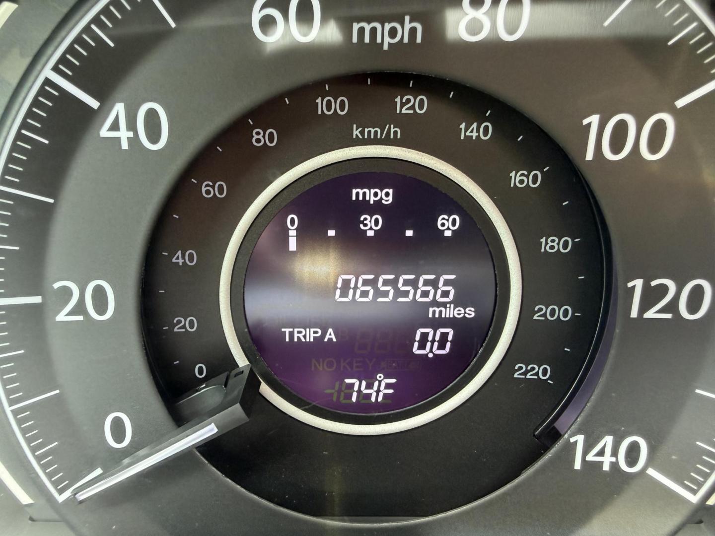 2012 Silver /Silver Honda CR-V EX 2WD 5-Speed AT (2HKRM3H59CH) with an 2.4L L4 DOHC 16V engine, 5-Speed Automatic transmission, located at 1501 West 15th St., Houston, 77008, (713) 869-2925, 29.797941, -95.411789 - Photo#9