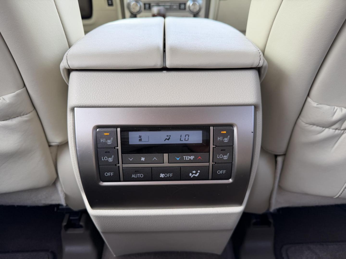 2015 Silver /Beige Lexus GX 460 Base (JTJBM7FX2F5) with an 4.6L V8 DOHC 32V engine, 6-Speed Automatic transmission, located at 1501 West 15th St., Houston, 77008, (713) 869-2925, 29.797941, -95.411789 - Photo#12