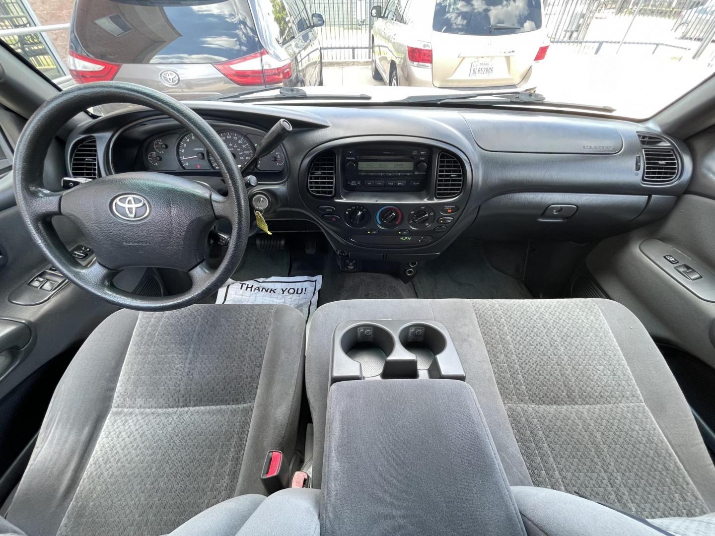 2005 White /Gray Toyota Tundra SR5 Access Cab 2WD (5TBRU34155S) with an 4.0L V6 DOHC 24V engine, Automatic transmission, located at 1501 West 15th St., Houston, 77008, (713) 869-2925, 29.797941, -95.411789 - Photo#18