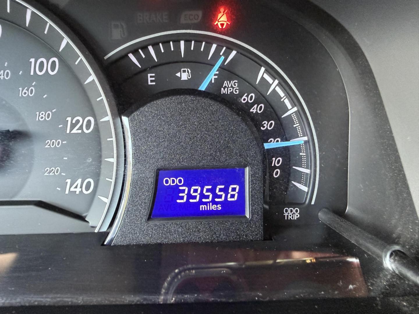 2015 Gray /Gray Toyota Camry LE (4T1BF1FK7FU) with an 2.5L L4 DOHC 16V engine, 6-Speed Automatic transmission, located at 1501 West 15th St., Houston, 77008, (713) 869-2925, 29.797941, -95.411789 - Photo#7