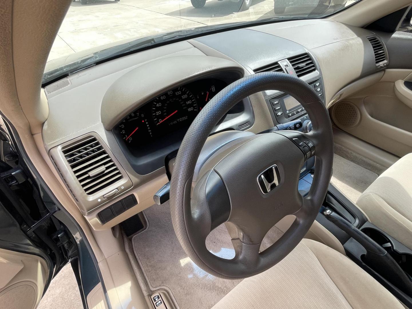 2004 Green /Beige Honda Accord LX sedan AT (3HGCM56384G) with an 2.4L L4 DOHC 16V engine, 5-Speed Automatic Overdrive transmission, located at 1501 West 15th St., Houston, 77008, (713) 869-2925, 29.797941, -95.411789 - Photo#11