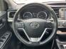 2019 Silver /Black Toyota Highlander XLE FWD V6 (5TDKZRFH0KS) with an 3.5L V6 DOHC 24V engine, 6A transmission, located at 1501 West 15th St., Houston, 77008, (713) 869-2925, 29.797941, -95.411789 - Photo#17
