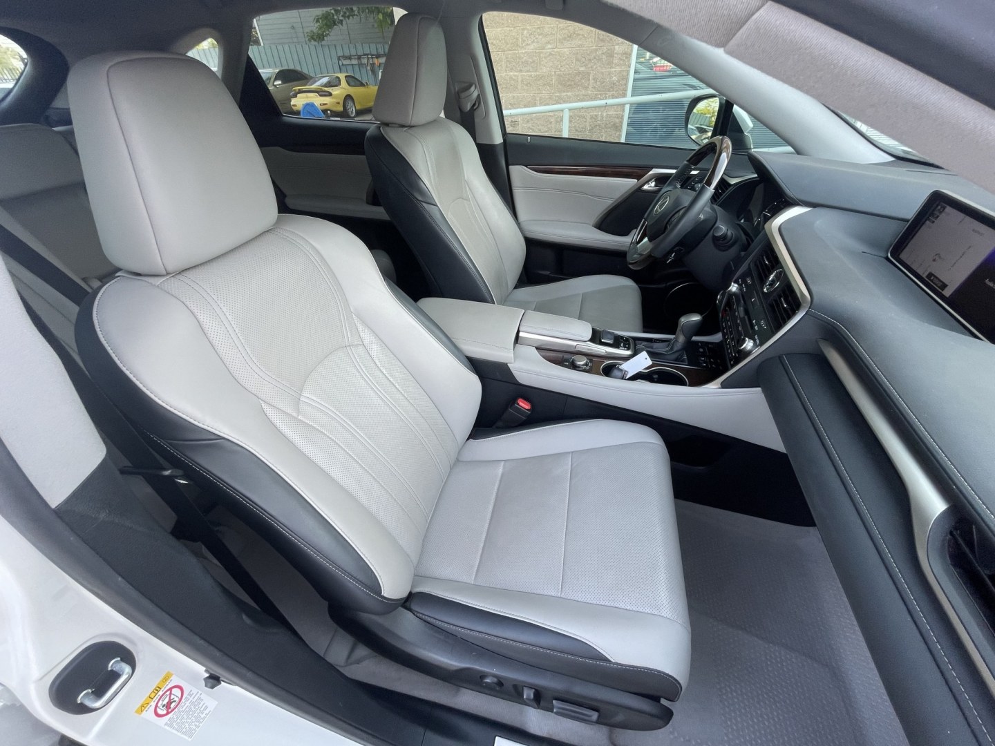 2017 White /Silver Lexus RX 350 RX 350 with an 6 Cyl engine, Automation transmission, located at 1501 West 15th St., Houston, 77008, (713) 869-2925, 29.797941, -95.411789- Photo#11