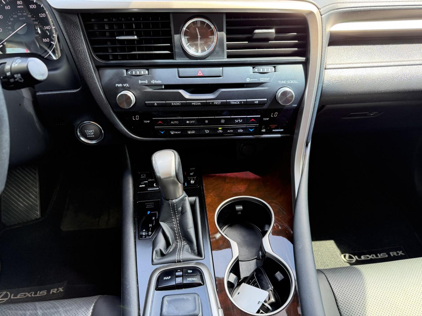 2017 White /Black Lexus RX 350 FWD (2T2ZZMCA1HC) with an 3.5L V6 DOHC 24V engine, 6A transmission, located at 1501 West 15th St., Houston, 77008, (713) 869-2925, 29.797941, -95.411789- Photo#14