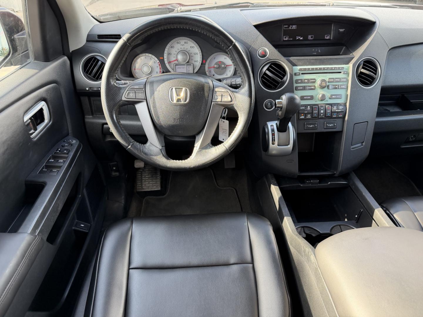 2009 Maroon /Black Honda Pilot EX-L 4WD (5FNYF48569B) with an 3.5L V6 SOHC 24V engine, 5A transmission, located at 1501 West 15th St., Houston, 77008, (713) 869-2925, 29.797941, -95.411789- Photo#11