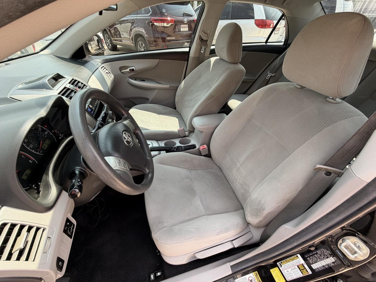 2013 Black /Silver Toyota Corolla S 5-Speed MT (2T1BU4EE2DC) with an 1.8L L4 DOHC 16V engine, 5-Speed Manual transmission, located at 1501 West 15th St., Houston, 77008, (713) 869-2925, 29.797941, -95.411789- Photo#9