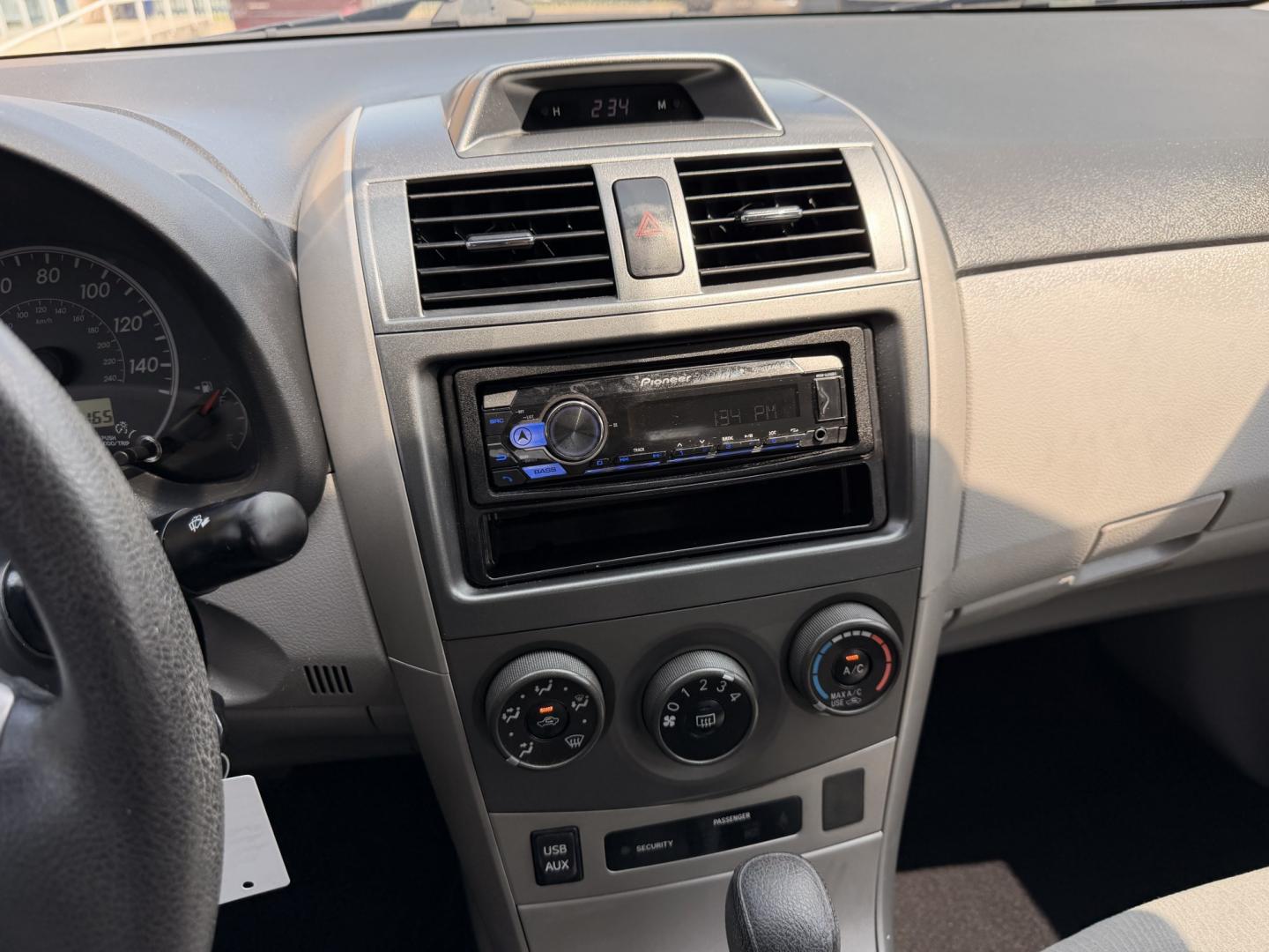 2013 Black /Silver Toyota Corolla S 5-Speed MT (2T1BU4EE2DC) with an 1.8L L4 DOHC 16V engine, 5-Speed Manual transmission, located at 1501 West 15th St., Houston, 77008, (713) 869-2925, 29.797941, -95.411789- Photo#13