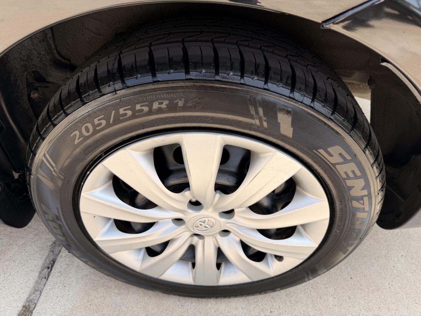 2013 Black /Silver Toyota Corolla S 5-Speed MT (2T1BU4EE2DC) with an 1.8L L4 DOHC 16V engine, 5-Speed Manual transmission, located at 1501 West 15th St., Houston, 77008, (713) 869-2925, 29.797941, -95.411789- Photo#17