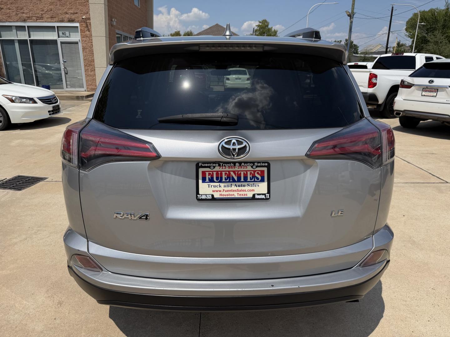 2018 Silver /Black Toyota RAV4 LE FWD (JTMZFREV9JJ) with an 2.5L L4 DOHC 16V engine, 6A transmission, located at 1501 West 15th St., Houston, 77008, (713) 869-2925, 29.797941, -95.411789- Photo#4