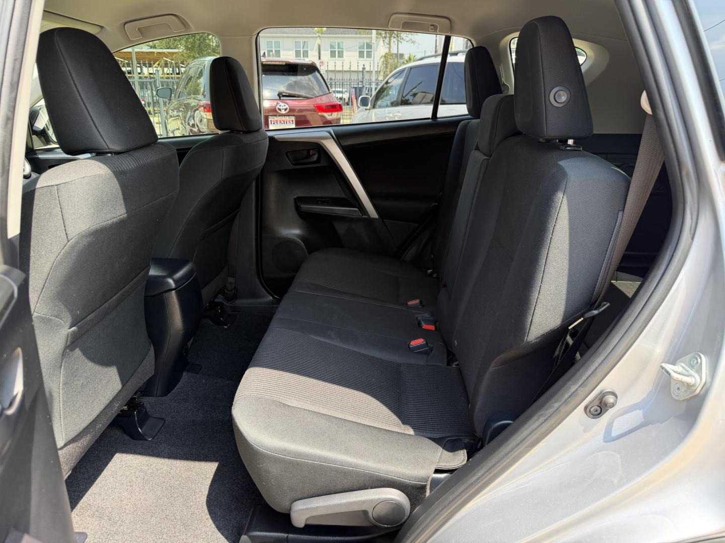 2018 Silver /Black Toyota RAV4 LE FWD (JTMZFREV9JJ) with an 2.5L L4 DOHC 16V engine, 6A transmission, located at 1501 West 15th St., Houston, 77008, (713) 869-2925, 29.797941, -95.411789- Photo#9